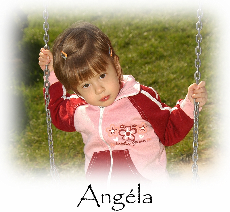 Angela-Julia_32.jpg